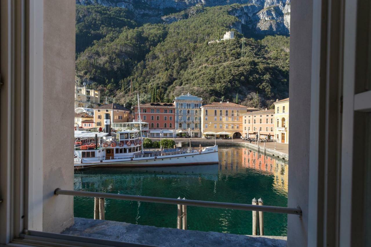 Superior Double or Twin Room Lake View
